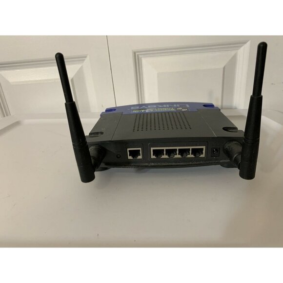 LINKSYS WRT54G WIRELESS-G 2.4 GHZ BROADBAND ROUTER (No Power Chord) - Picture 4 of 6